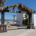 Vacation Apartment With Private Parking In Puerto Banus