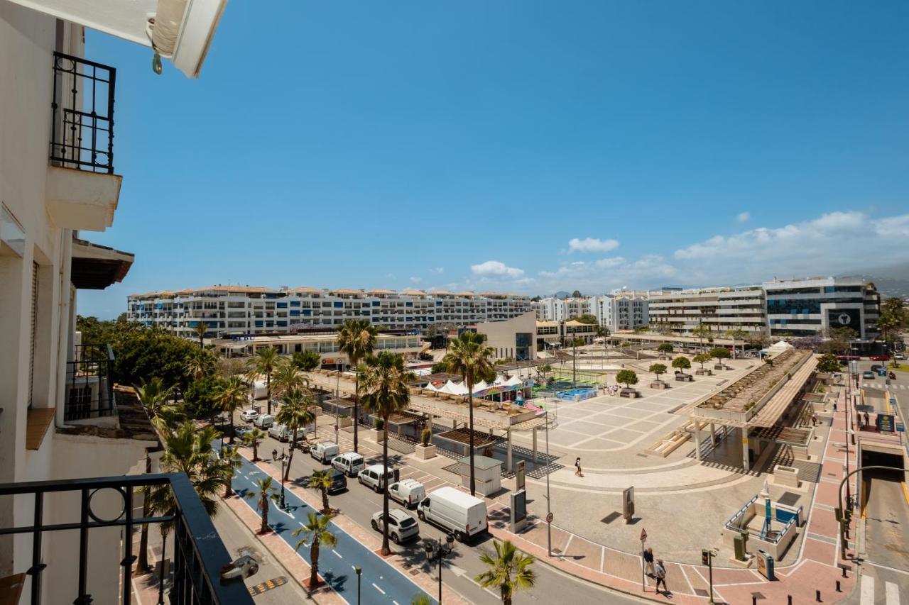 Apartment Vacation With Private Parking In Puerto Banus *