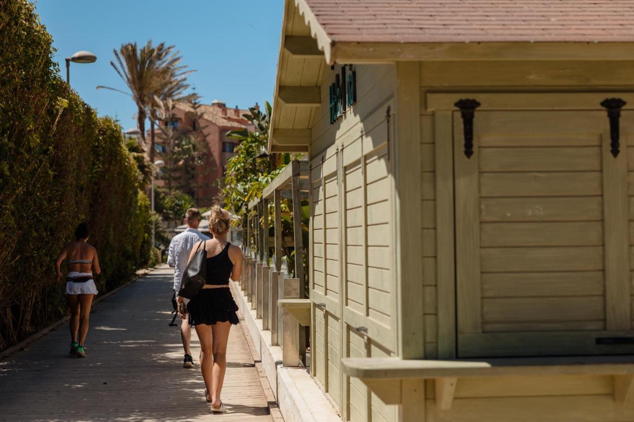 Vacation With Private Parking In Puerto Banus