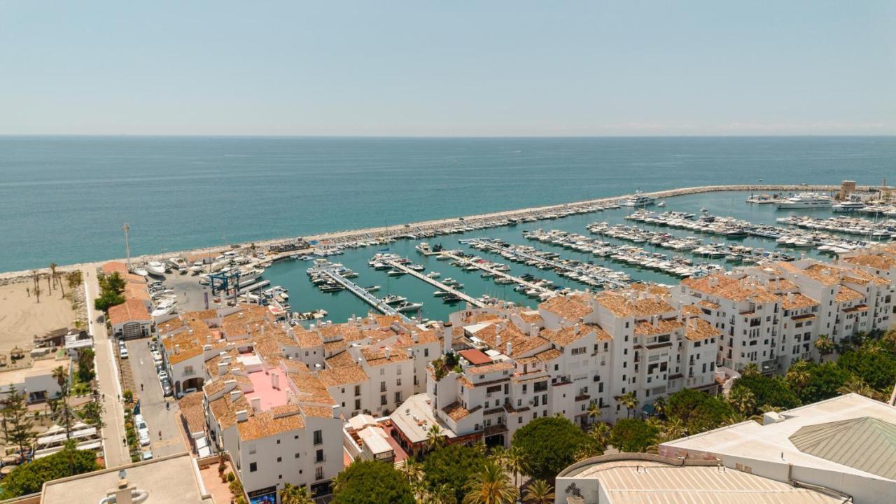 Vacation With Private Parking In Puerto Banus Apartment Marbella